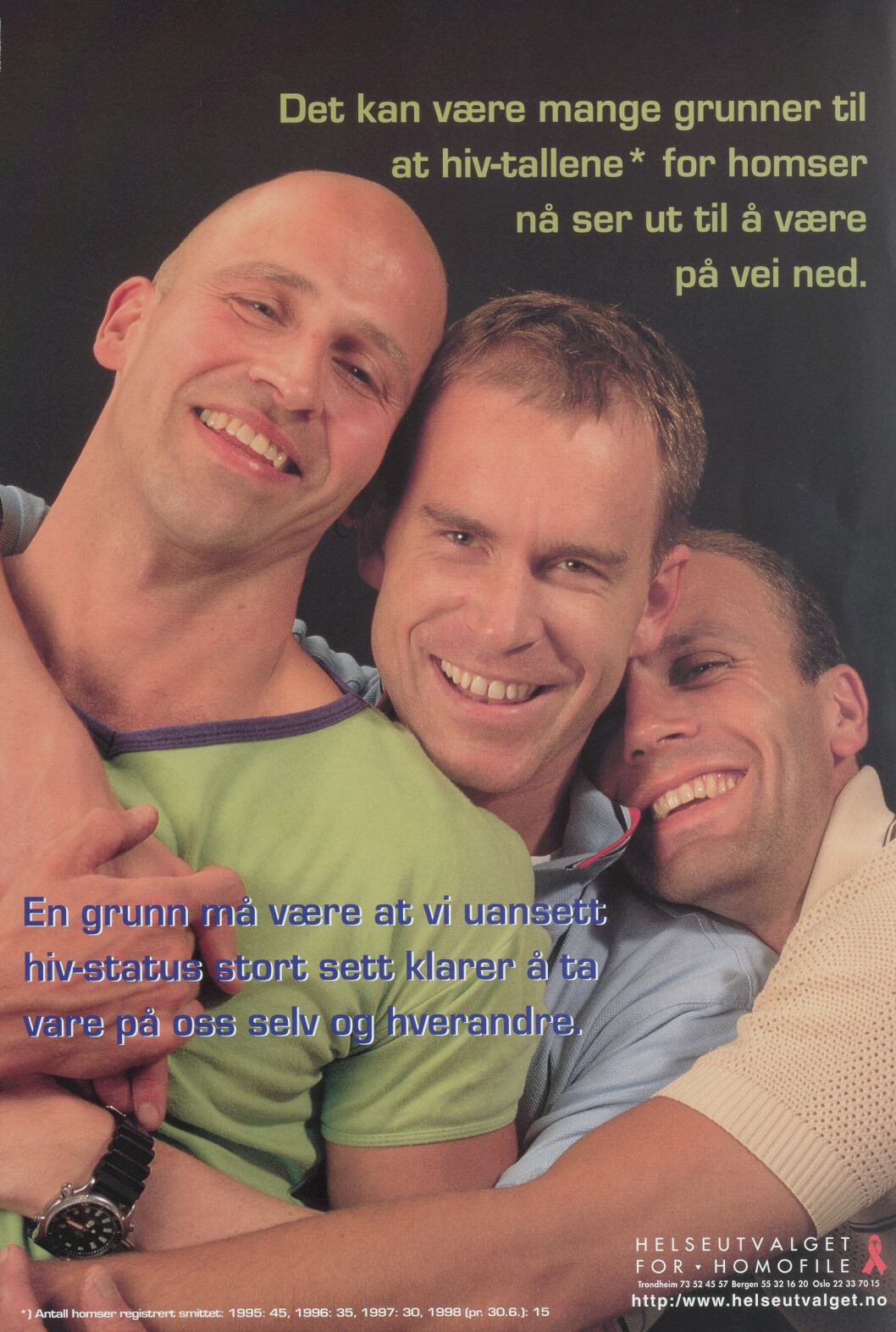 Mange av plakatene har et budskap om samhold og støtte. Mange av plakatene har et budskap om samhold og støtte.