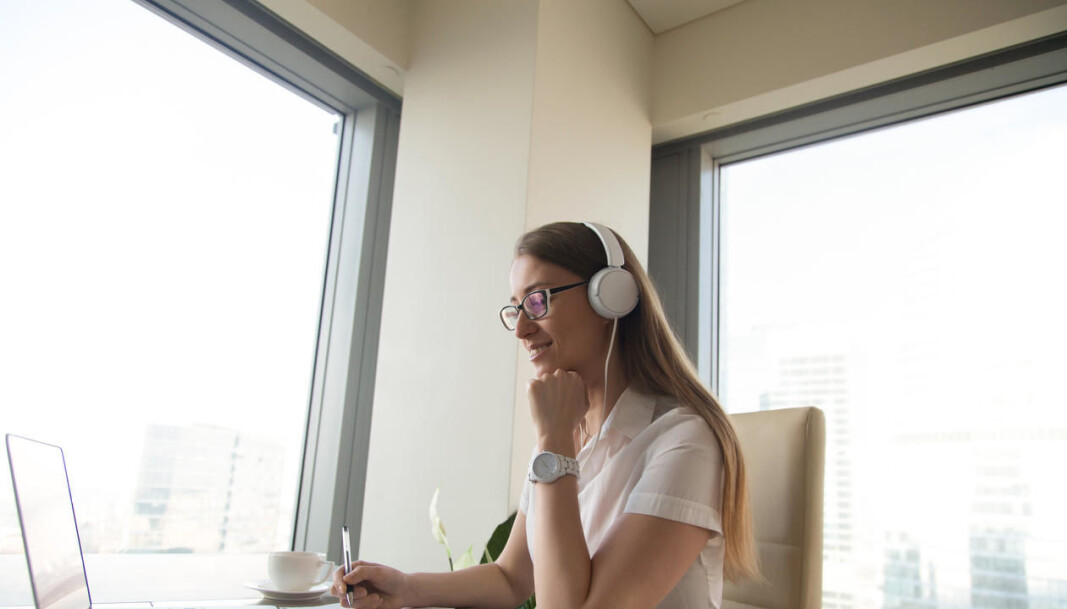 Mange ansatte og studenter ved UiB jobber på hjemmekontoret. IT-avdelingen kommer med råd til hvordan man jobber tryggere hjemmefra. Mange ansatte og studenter ved UiB jobber på hjemmekontoret. IT-avdelingen kommer med råd til hvordan man jobber tryggere hjemmefra.