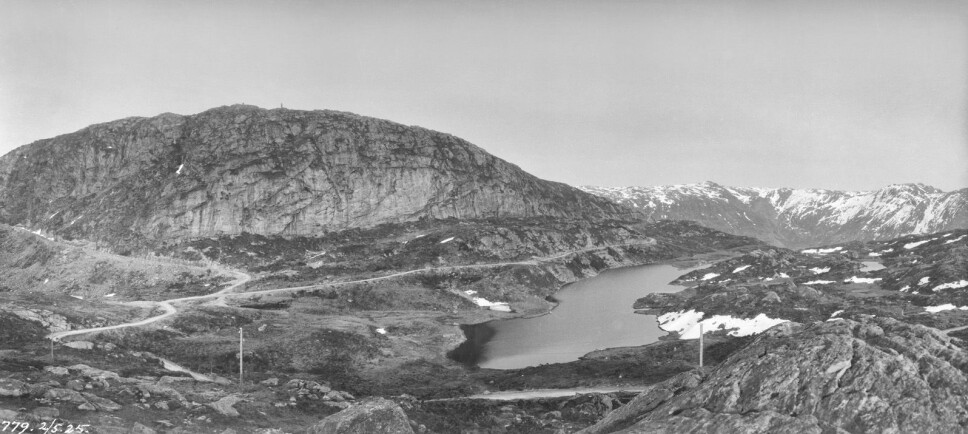 Blåmanen og Blåmansvatnet i 1925. I dag ligger Brushytten i dette området omringet av tett skog!