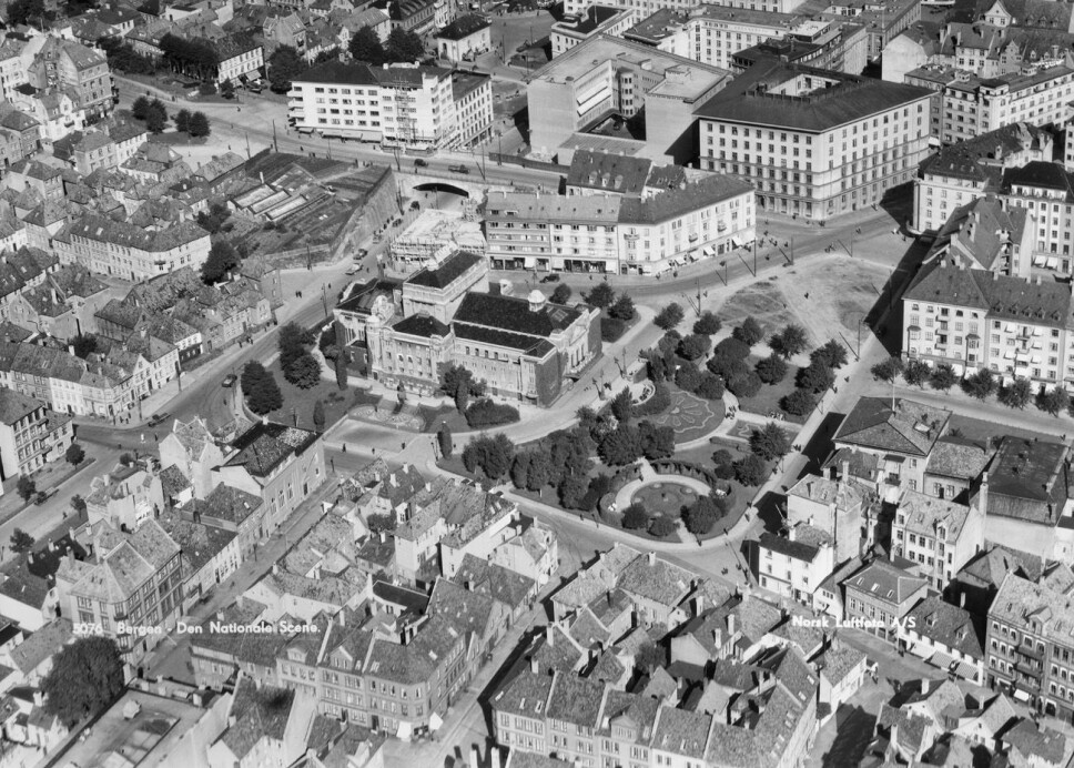 Bebyggelsen rundt Engen slik det så ut i 1935. Dette bilde ble brukt da Jonsvollkvartalet skulle utbygges.