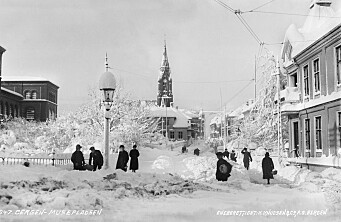 Torsdagsbildet: Snøvinter på Musèplass for over 100 år siden