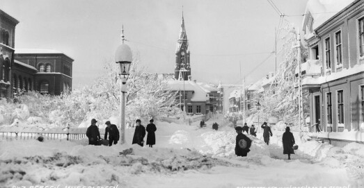 Torsdagsbildet: Snøvinter på Musèplass for over 100 år siden