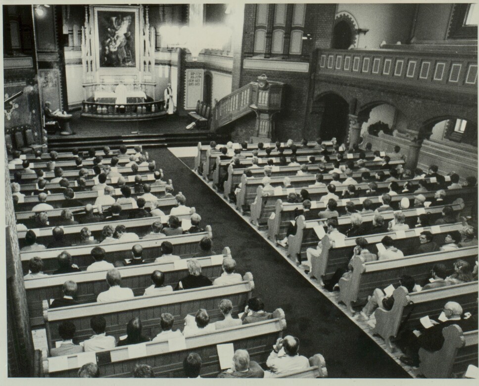 Den første solidaritetsgudstjenesten, avholdt i Sagene kirke i 1982. Denne skulle bli den første av mange solidaritetsgudstjenester.