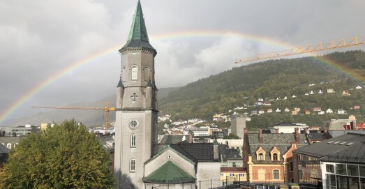 Torsdagsbildet: Bergen er regnbuebyen
