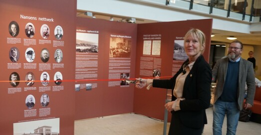Åpnet Nansen-utstilling på HF-biblioteket