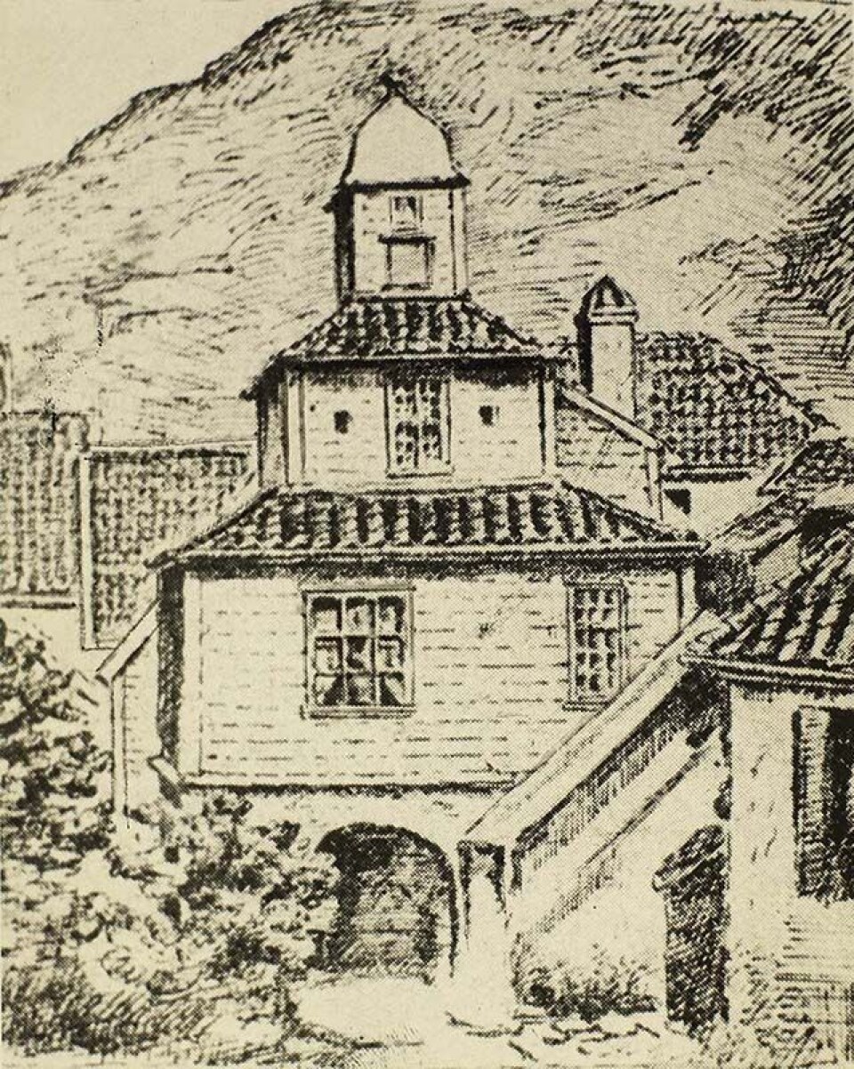 Det såkalte «Klokkehuset» hvor Harmonien ble stiftet i 1765. Det var «Harmonister» som musiserte under innvielsen av Nykirken i 1801.