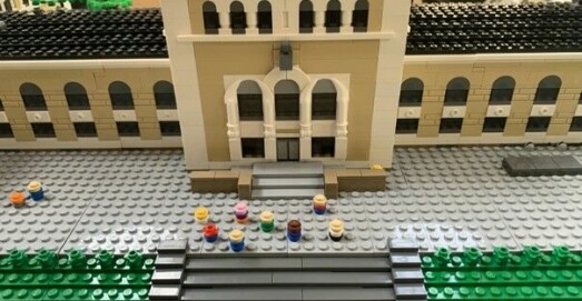 Så mange legoklosser måtte til for å lage Legomuseet