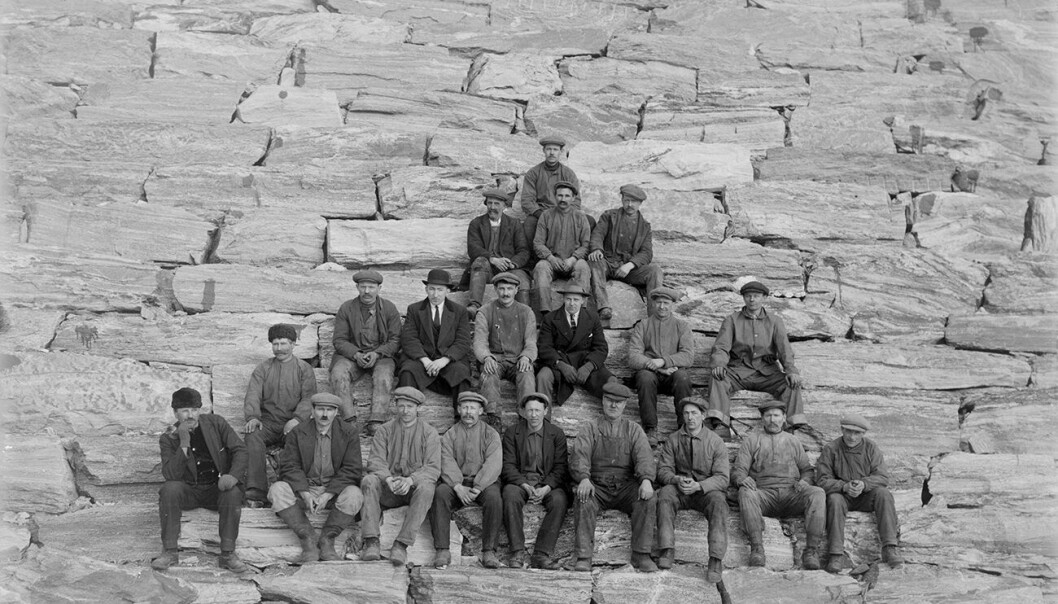 Anleggsarbeidere ved Tarlebødammen ca. 1923 (ubb-bs-ok-13134). Anleggsarbeidere ved Tarlebødammen ca. 1923 (ubb-bs-ok-13134).