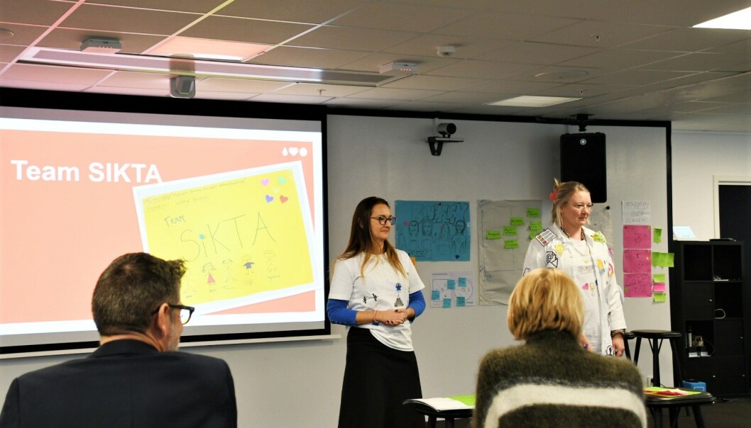 Amra Grudic-Feta (t.v.) og hennes gruppe presenterte sin løsning for en jury under fjorårets program. Amra Grudic-Feta (t.v.) og hennes gruppe presenterte sin løsning for en jury under fjorårets program.