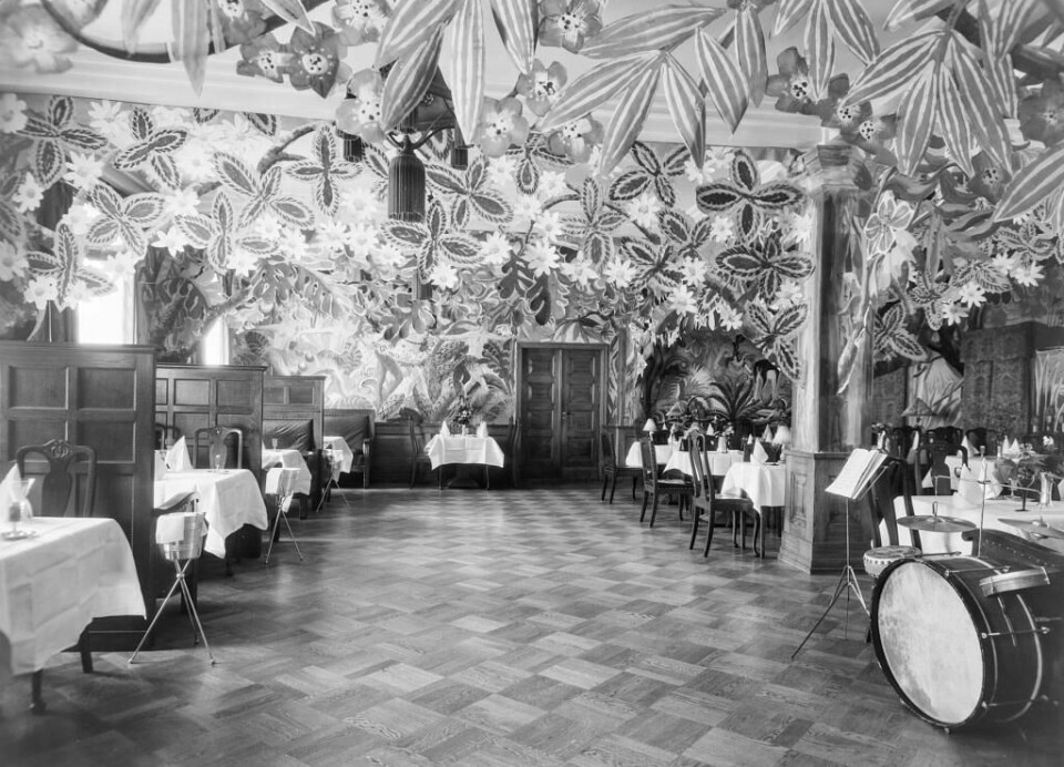 Børs Café, spise- og dansesalen, 1931. Foto: Atelier KK, Billedsamlingen, Universitetsbiblioteket. (ubb-kk-n-351-018)