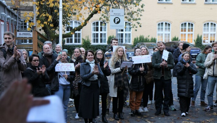 Studentene mobiliserte til tydelig støtte for nytt bygg til Griegakademiet. Studentene mobiliserte til tydelig støtte for nytt bygg til Griegakademiet.