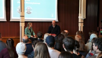 James Honeyborne i samtale med postdok Natalya Gallo (BIO) om forskning og historiefortelling. James Honeyborne i samtale med postdok Natalya Gallo (BIO) om forskning og historiefortelling.