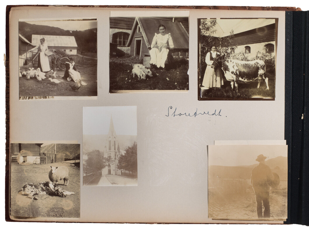 UBB-BS-FOL-02028: Fotoalbum skapt av Hildegard Martens. Side med bilder fra Storetveit gård. 1900-1905 UBB-BS-FOL-02028: Fotoalbum skapt av Hildegard Martens. Side med bilder fra Storetveit gård. 1900-1905