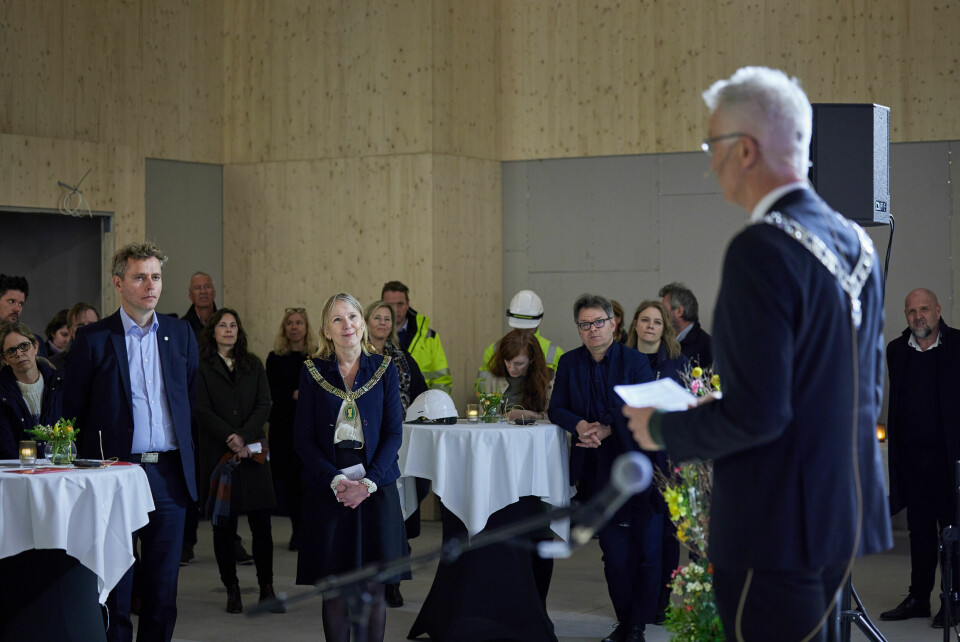 Statråd Ola Borten Moe, rektor Margareth Hagen og fungerende universitetsdirektør Tore Tungodden.
