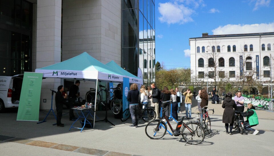 Sykkelverkstedet ble satt opp i samarbeid med Bergen Live og Miljøløftet på den årlige sykkeldagen ved UiB.