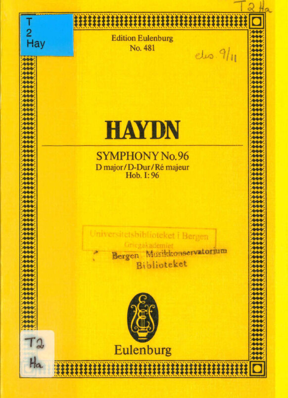 Et eksemplar fra musikksamlingen av lommeutgaven av partituret til Haydns symfoni nr 96, et verk som trolig ble spilt i Bergen i 1820-årene. Lommepartiturer er typisk 18cm*13cm, og er praktiske, særlig for musikkstudenter.