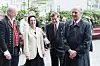 Kong Harald sammen med UiB direktør Kåre Rommetveit og direktør for Festspillene i Bergen, Bergljot Jonsdottir, under åpningen av Festspillene i 1996.